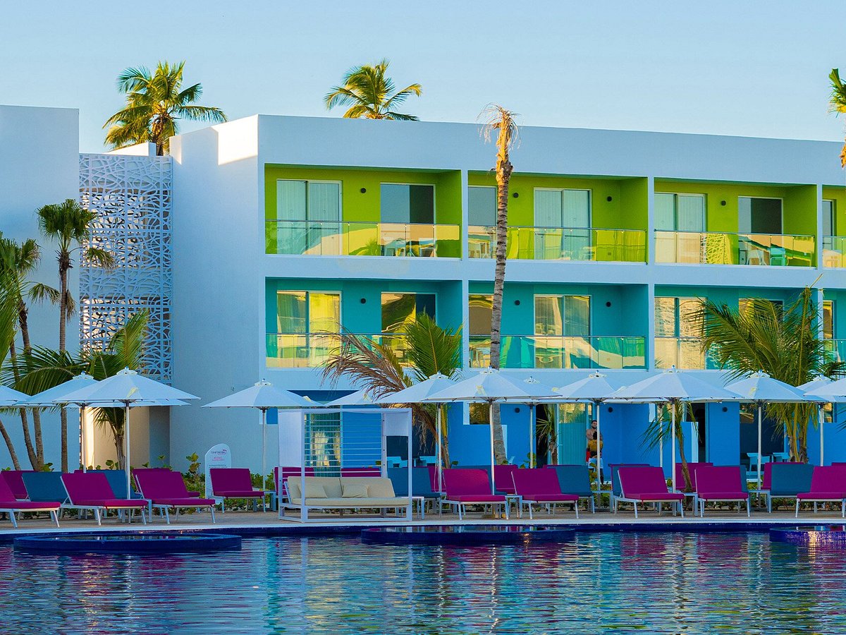 EXTERIOR 3
