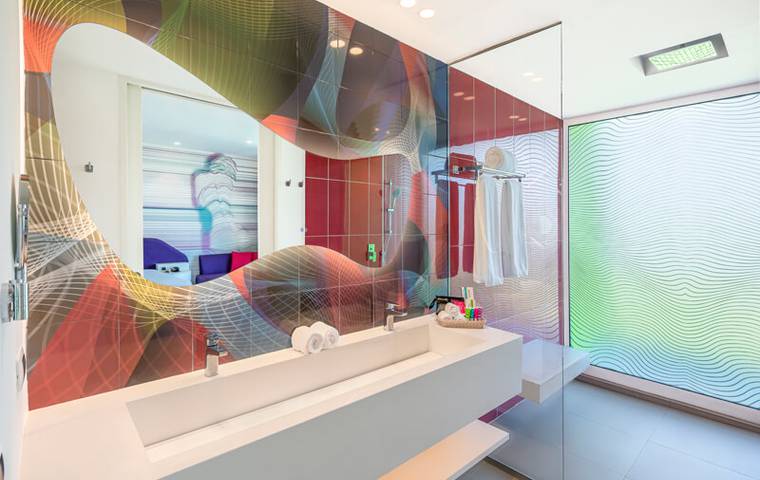 HABITACIÓN 8