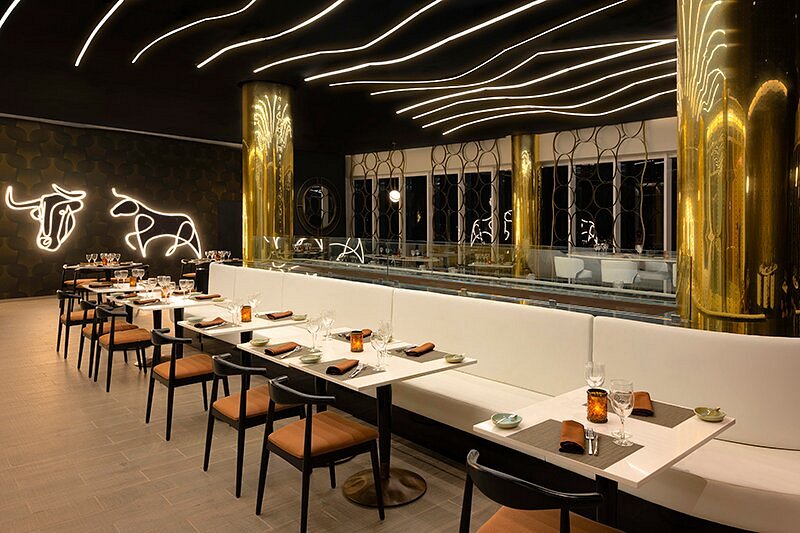 RESTAURANTE 4