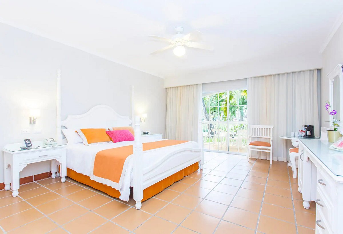 deluxe-room